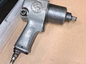 lot 862 image: Central Pneumatic 12 Air Impact Wrench CP734H