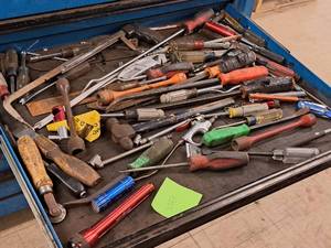 lot 823 image: Lot of (1 Drawer) Hand Tools - Nut Drivers, Pry Bars, Tire Gauges, Air Hose Attachments