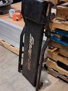 lot 914 image: Snap-on Shop Floor Creeper