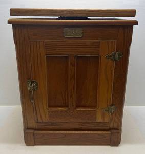 lot 31 image: White Clad Swivel Top Cabinet 16D x 22W x27 12T