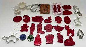 lot 125 image: Vintage Cookie Cutters & More