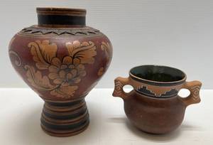 lot 133 image: Vintage Navajo Style Pot & More