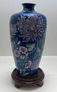 lot 136 image: Vintage Chinese Plum Vase 12 With Wooden Stand