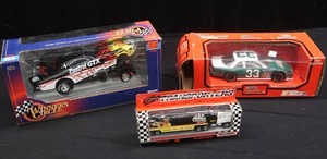 124 SCALE RACING CARS STOCK CAR REPLICA
