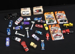 MATCHBOX AND HOT WHEELS CARSGREAT LOT