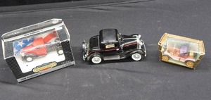 COLLECTIBLE FORD MODEL CARS