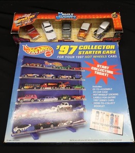 1997 COLLECTOR STARTER CASE PLUS NEW PACK OF CARS