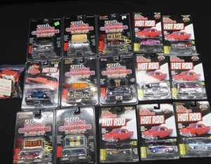 RACING CHAMPION TOY CARSHUGE VARIETY