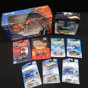 TOY MOTORCYLCE REPLICAS AND HOT WHEELS