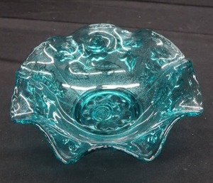 VINTAGE BLUE DEPRESSION GLASS BOWL