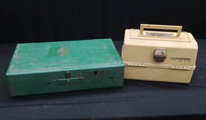VINTAGECOLEMAN GRILL AND TACKLE BOX