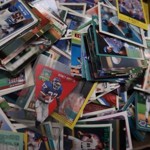 BASEBALL COLLECTORS CARDS