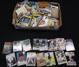 BASEBALL COLLECTORS CARDS