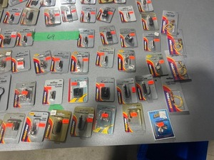 lot 69 image: TABLE FULL OF AUDIO VIDEO TV CONNECTORS FOR COMMERCIAL TRUCKS