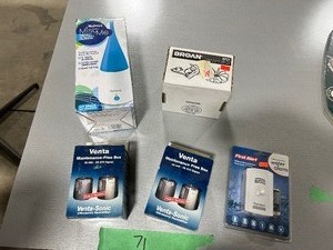 lot 71 image: ULTRASONIC HUMIDIFIER LOT