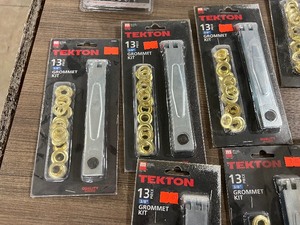 lot 139 image: GROMMET KITS, SHOCK ABSORBERS, AND HEAVY DUTY EYELET PLIERS KITS