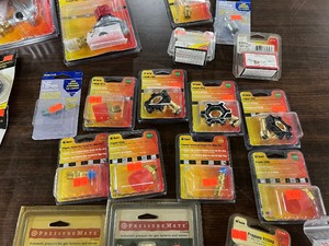 lot 124 image: GAS GRILL FITTINGS