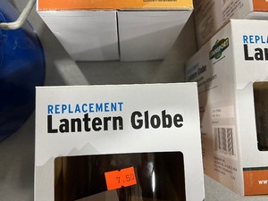 lot 117 image: METAL TINS & 5 LANTERN GLOBES