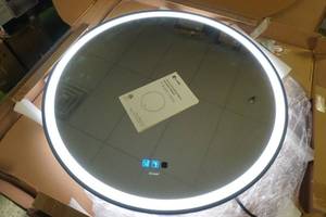 lot 22 image: Ganpe 28 Smart LED Lighted Mirror
