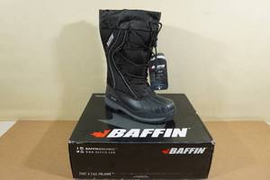 lot 28 image: Baffin Womens Icefield Winter Boots -Size 8, Black