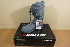 lot 32 image: Baffin Womens Escalate Winter Boots -Size 10, Stormy Gray