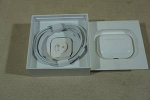 lot 113 image: Apple AirPods Pro with MagSafe Charging Case