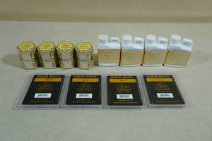 lot 117 image: Tyler Candle Co Diva Gift Set -4 Candles, 4 Laundry Detergents, 4 Mixer Melts