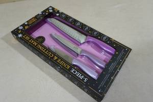 lot 182 image: Thyme & Table 5-Piece Knife & Cutting Board Set
