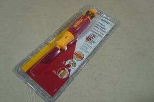 lot 243 image: Wiha 7-Piece Insulated Ultra Driver