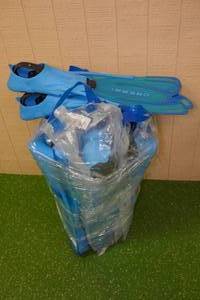 lot 264 image: 10 Sets Cressi Agua Blue Swim Fins Assorted Sizes
