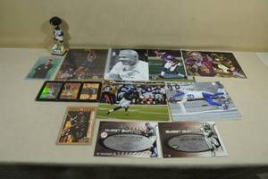 lot 344 image: Assorted Sports Memorabilia - Vikings, Timberwolves, Allen Iverson Cards