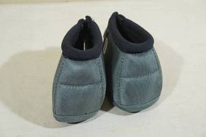 lot 374 image: Professionals Choice Bell Boots -Medium