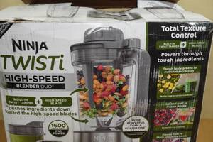 lot 286 image: Ninja Twist High Speed Blender Duo