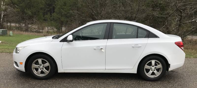 lot 1 image: 2013 Chevy Cruze LT