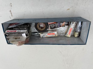 lot 36 image: Box of Misc Spark Plugs