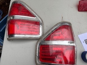 lot 62 image: Ford F150 Tail Lights