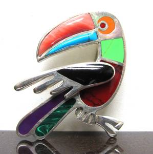 lot 33 image: Very Nice Inlaid Sterling Silver Toucan Brooch Pin