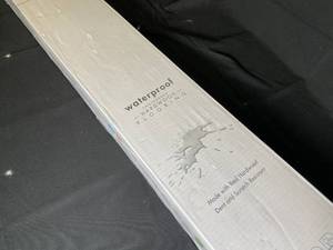 lot 3 image: Waterproof Engineered Hardwood Flooring 7 mm x 6.5 in x 4 ft varied length - 9-11 Planks Per Box MORE IN LATER LOTS