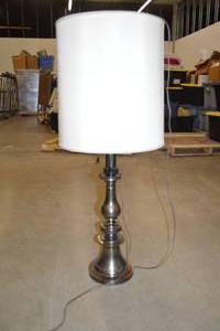 lot 23 image: Ornate Decorative Table Lamp