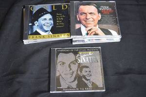 lot 60 image: Frank Sinatra CD Bundle