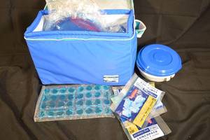 lot 104 image: CoolerPicnic Set