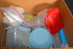 lot 113 image: Box of Assorted Tupperware