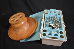 lot 200 image: Box of Cake Icing Tips  Spinning Table Tray