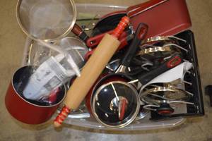 lot 208 image: Assorted Kitchen Pots and Pans, Strainers, Etc.