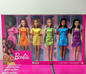 lot 112 image: Barbie Doll Rainbow Dress Colors 6 Pack Girls