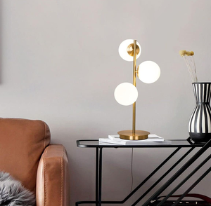 lot 247 image: Fulesi Mid Century Globe Table Lamp
