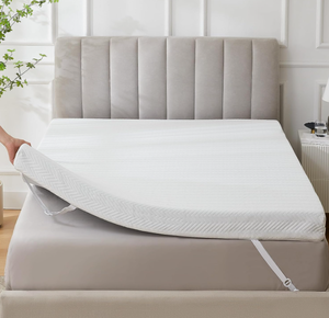 lot 194 image: HomeMate Memory Foam Mattress Topper Queen
