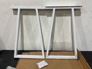 lot 481 image: DR.IRON Metal White Table Legs 28H Furniture Legs