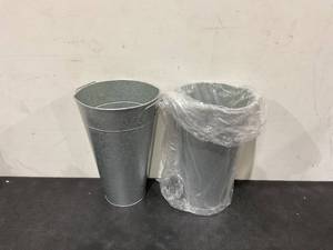 lot 513 image: 8 Pcs 13.78 Inch Christmas Galvanized Tall Metal Vases