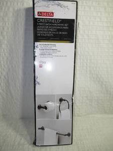 lot 171 image: Delta Crestfield 3 -Piece Bath Hardware Set with Mounting Hardware in Venetian Bronze